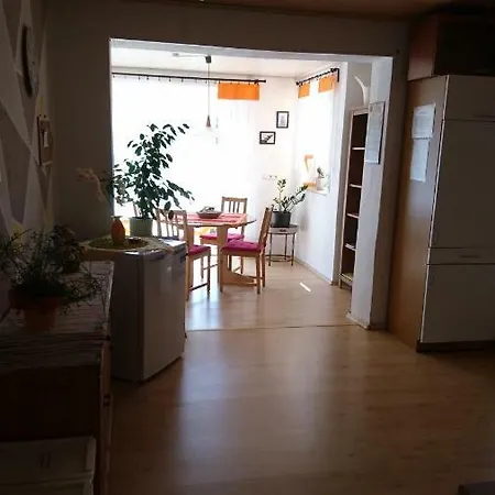 Apartment Am Rosengarten *