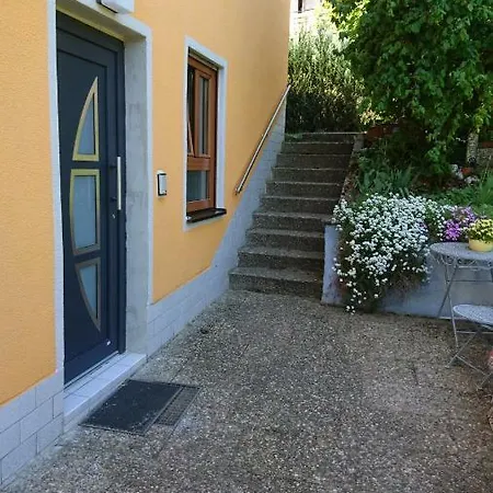 Am Rosengarten *